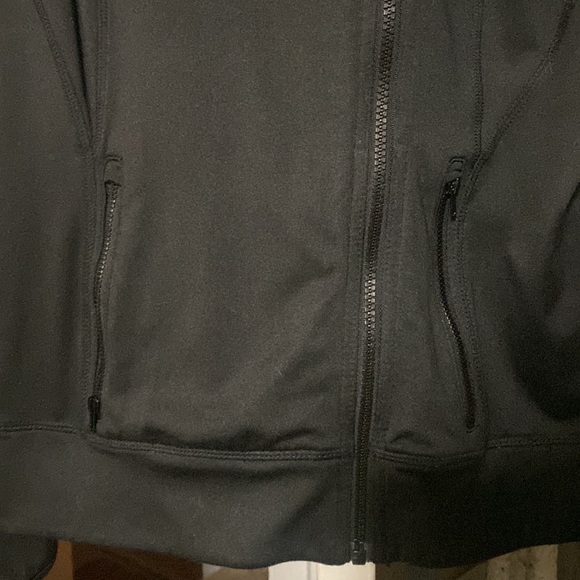 Zip up athletic jacket - Picture 3 of 8